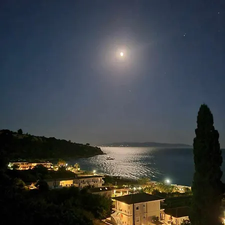 Daire Miloni Lourdata (Kefalonia)